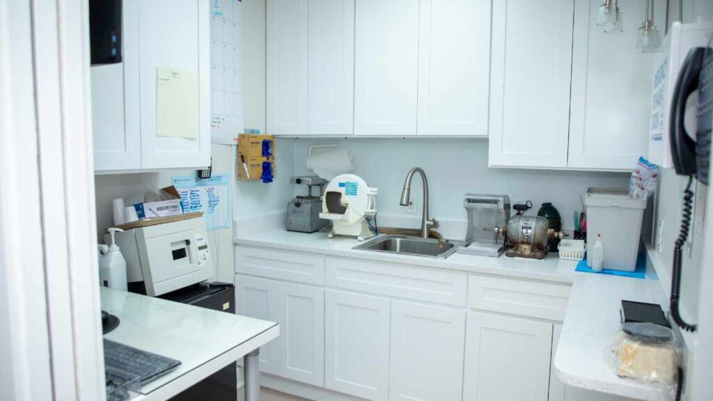 Laurel Bowie Implant and Cosmetic Dentistry | Emergency Treatment, Preventative Program and Digital Radiography