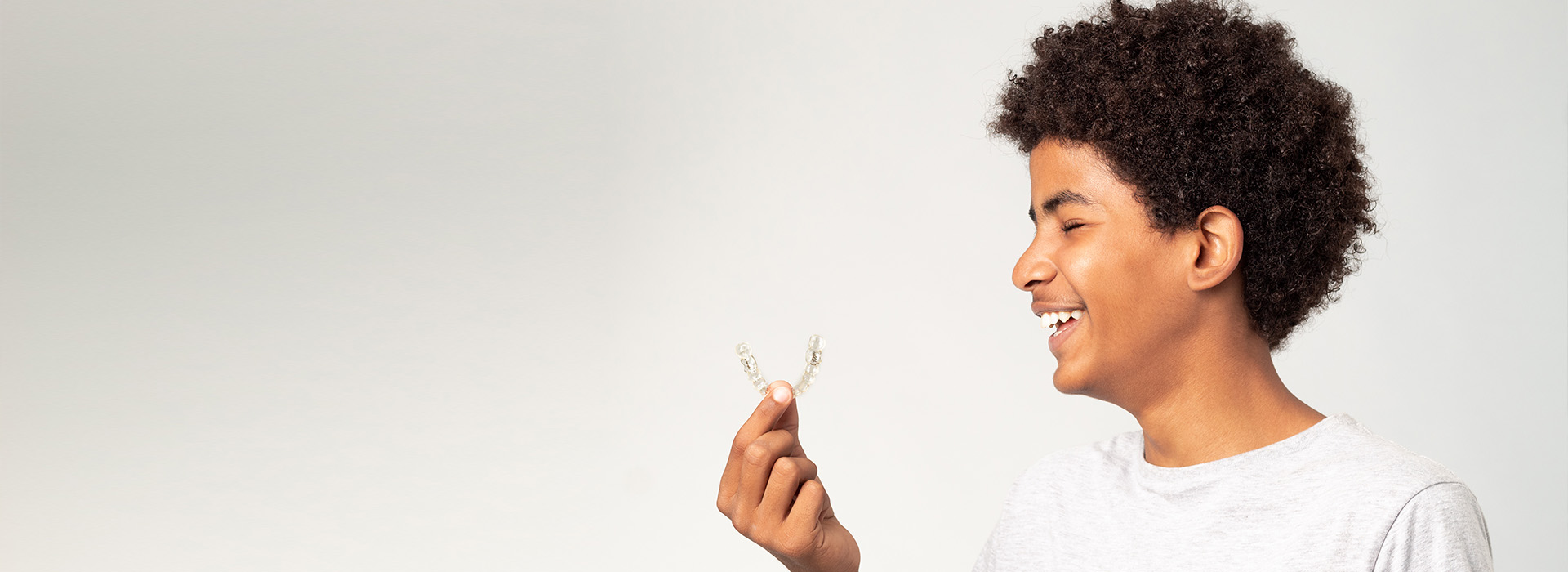 Laurel Bowie Implant and Cosmetic Dentistry | Preventative Program, Root Canals and Extractions